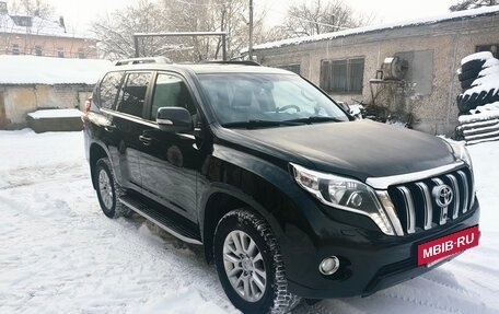 Toyota Land Cruiser Prado 150 рестайлинг 2, 2016 год, 4 500 000 рублей, 9 фотография