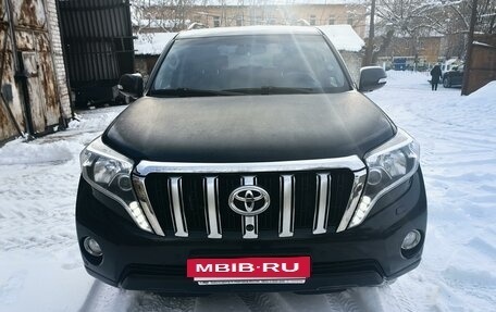 Toyota Land Cruiser Prado 150 рестайлинг 2, 2016 год, 4 500 000 рублей, 3 фотография