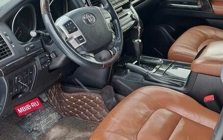 Toyota Land Cruiser 200, 2015 год, 6 000 000 рублей, 3 фотография