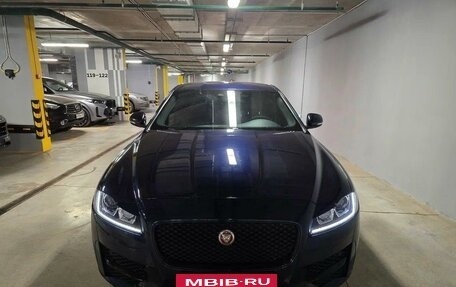 Jaguar XF II, 2018 год, 2 750 000 рублей, 3 фотография