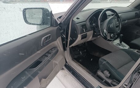 Subaru Forester, 2006 год, 935 000 рублей, 10 фотография