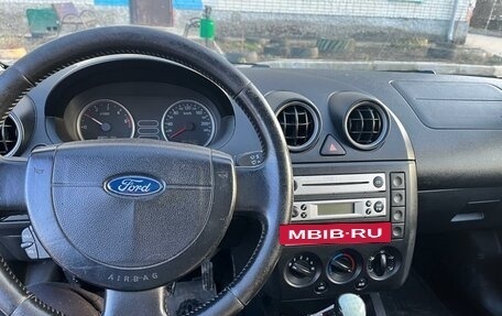 Ford Fiesta, 2004 год, 300 000 рублей, 9 фотография