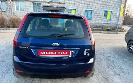 Ford Fiesta, 2004 год, 300 000 рублей, 14 фотография