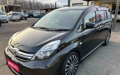 Toyota ISis I, 2013 год, 1 045 000 рублей, 2 фотография