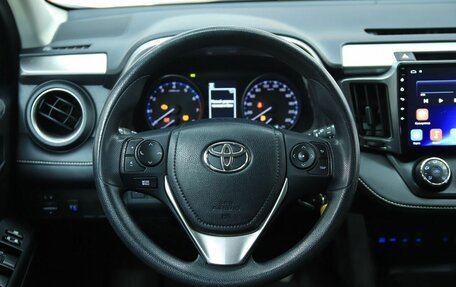 Toyota RAV4, 2017 год, 2 550 000 рублей, 14 фотография