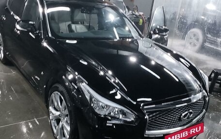 Infiniti Q70 I, 2016 год, 2 600 000 рублей, 1 фотография