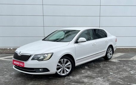 Skoda Superb III рестайлинг, 2014 год, 1 690 000 рублей, 1 фотография