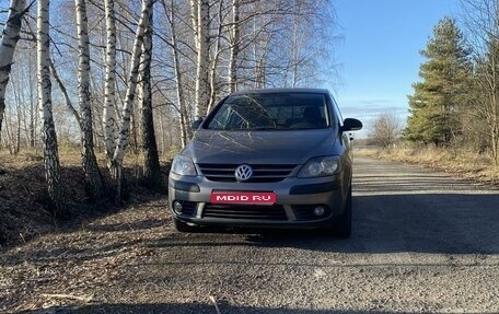 Volkswagen Golf Plus I, 2006 год, 950 000 рублей, 1 фотография