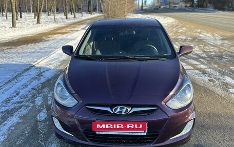 Hyundai Solaris II рестайлинг, 2011 год, 850 000 рублей, 5 фотография