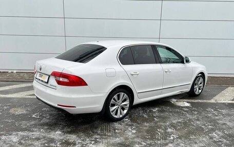 Skoda Superb III рестайлинг, 2014 год, 1 690 000 рублей, 6 фотография