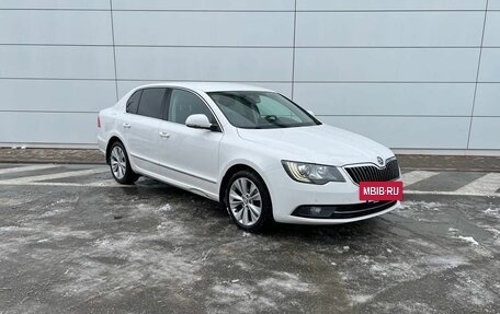 Skoda Superb III рестайлинг, 2014 год, 1 690 000 рублей, 3 фотография