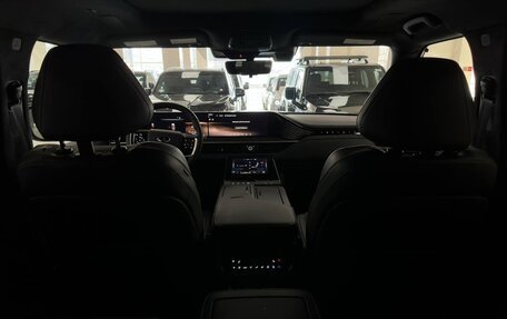 Infiniti QX80, 2024 год, 20 200 000 рублей, 13 фотография