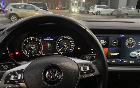 Volkswagen Touareg III, 2018 год, 4 500 000 рублей, 9 фотография