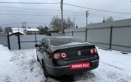 Volkswagen Passat B6, 2010 год, 732 999 рублей, 2 фотография