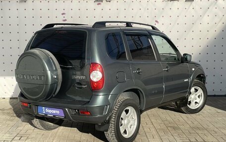 Chevrolet Niva I рестайлинг, 2011 год, 630 000 рублей, 4 фотография