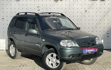 Chevrolet Niva I рестайлинг, 2011 год, 630 000 рублей, 2 фотография