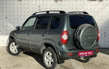 Chevrolet Niva I рестайлинг, 2011 год, 630 000 рублей, 5 фотография