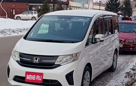 Honda Stepwgn IV, 2016 год, 2 200 000 рублей, 2 фотография