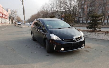 Toyota Prius Alpha I (ZVW40/41), 2013 год, 1 490 000 рублей, 5 фотография