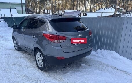 Hyundai ix35 I рестайлинг, 2013 год, 1 300 000 рублей, 2 фотография