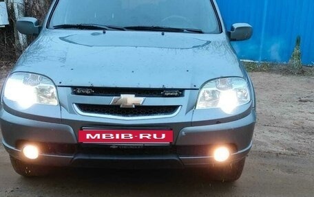 Chevrolet Niva I рестайлинг, 2011 год, 550 000 рублей, 5 фотография