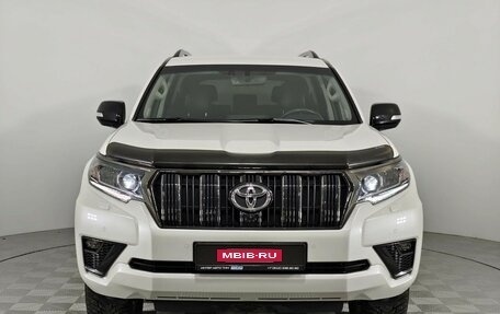 Toyota Land Cruiser Prado 150 рестайлинг 2, 2020 год, 6 680 000 рублей, 2 фотография