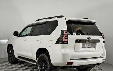 Toyota Land Cruiser Prado 150 рестайлинг 2, 2020 год, 6 680 000 рублей, 7 фотография