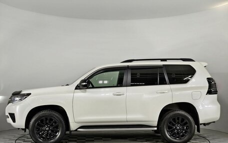 Toyota Land Cruiser Prado 150 рестайлинг 2, 2020 год, 6 680 000 рублей, 8 фотография