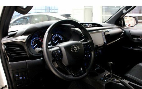 Toyota Hilux VIII, 2024 год, 8 055 000 рублей, 8 фотография