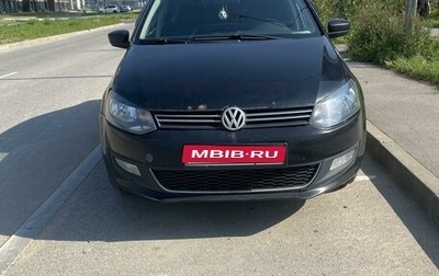 Volkswagen Polo VI (EU Market), 2013 год, 730 000 рублей, 1 фотография