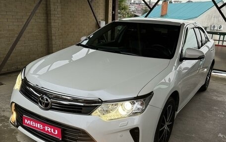 Toyota Camry, 2015 год, 2 470 000 рублей, 1 фотография