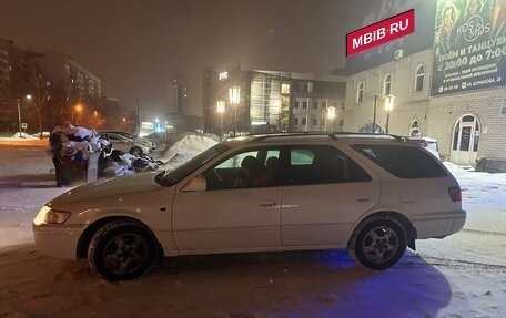 Toyota Camry, 1998 год, 270 000 рублей, 4 фотография