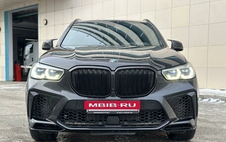 BMW X5, 2019 год, 6 350 000 рублей, 2 фотография