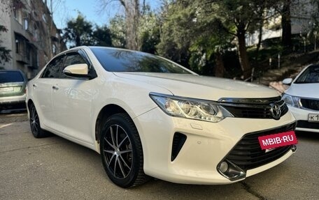 Toyota Camry, 2015 год, 2 470 000 рублей, 2 фотография