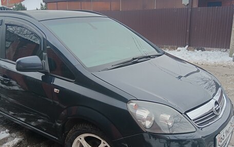 Opel Zafira B, 2010 год, 800 000 рублей, 2 фотография