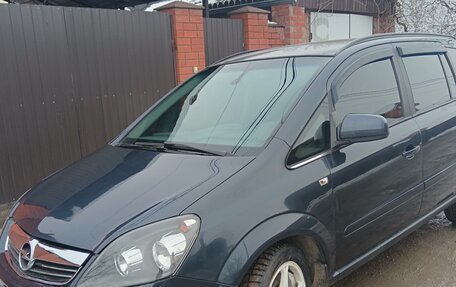 Opel Zafira B, 2010 год, 800 000 рублей, 3 фотография