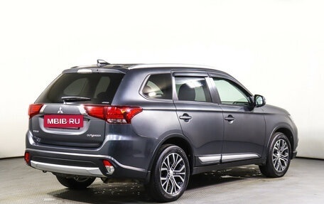 Mitsubishi Outlander III рестайлинг 3, 2018 год, 2 248 000 рублей, 5 фотография