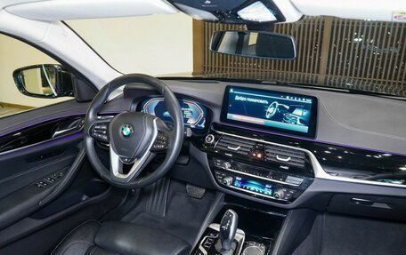 BMW 5 серия, 2023 год, 6 750 000 рублей, 16 фотография