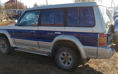 Mitsubishi Pajero III рестайлинг, 1994 год, 400 000 рублей, 3 фотография