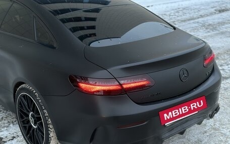 Mercedes-Benz E-Класс, 2019 год, 5 990 000 рублей, 17 фотография