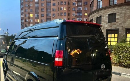 Chevrolet Express II, 2010 год, 2 450 000 рублей, 3 фотография