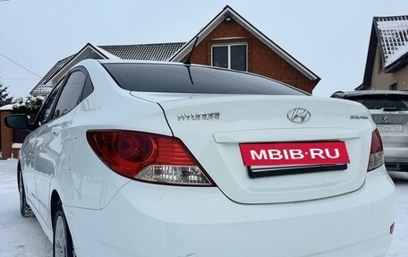 Hyundai Solaris II рестайлинг, 2011 год, 620 000 рублей, 4 фотография