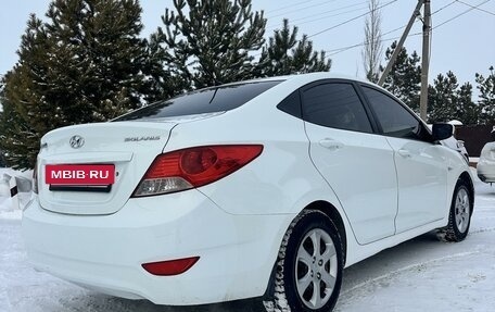 Hyundai Solaris II рестайлинг, 2011 год, 620 000 рублей, 5 фотография