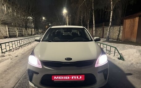 KIA Rio IV, 2017 год, 1 399 000 рублей, 4 фотография