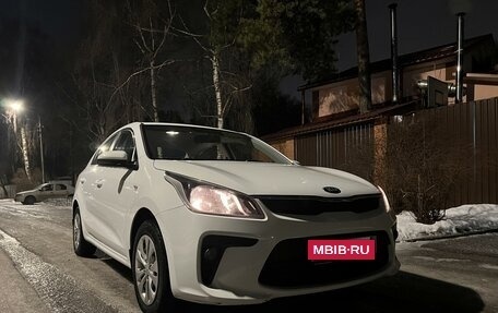 KIA Rio IV, 2017 год, 1 399 000 рублей, 12 фотография