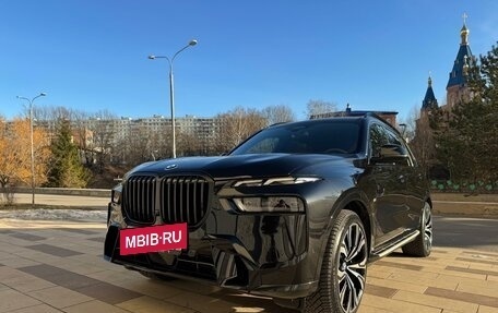 BMW X7, 2023 год, 16 500 000 рублей, 2 фотография