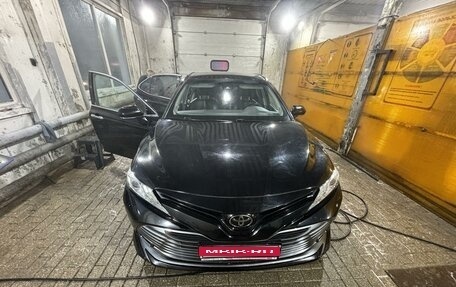 Toyota Camry, 2019 год, 2 500 000 рублей, 1 фотография