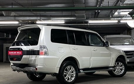 Mitsubishi Pajero IV, 2018 год, 3 499 000 рублей, 3 фотография