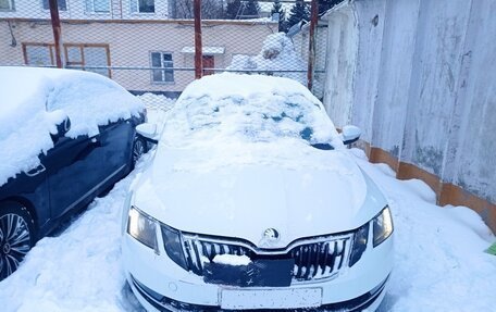 Skoda Octavia, 2018 год, 994 000 рублей, 2 фотография