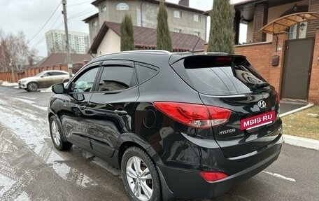 Hyundai ix35 I рестайлинг, 2010 год, 1 570 000 рублей, 10 фотография